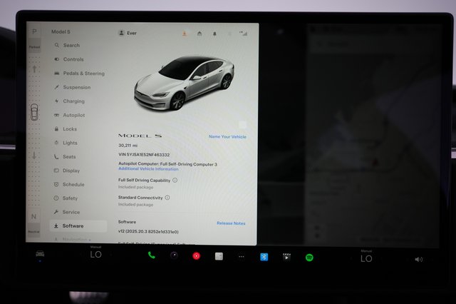 2022 Tesla Model S — photo 5 of 25