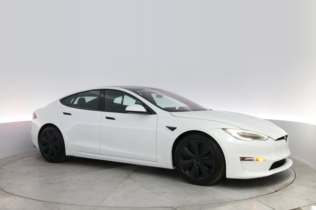 2022 Tesla Model S — photo 11 of 25