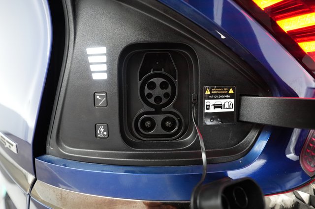 2023 Kia EV6 — photo 8 of 23