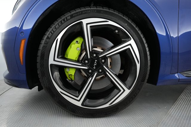2023 Kia EV6 — photo 15 of 23