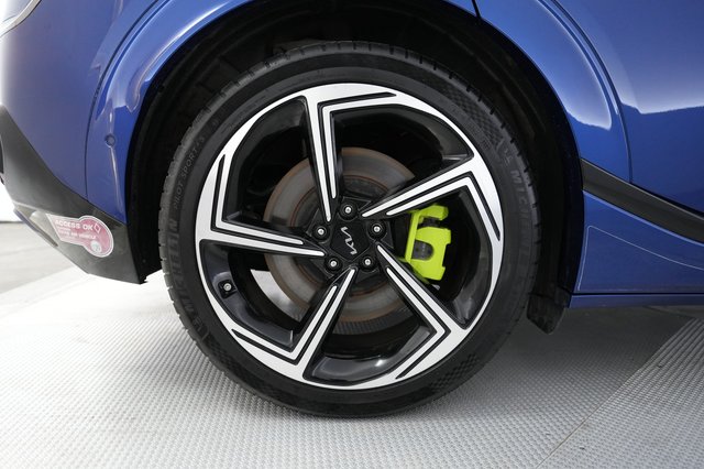 2023 Kia EV6 — photo 17 of 23