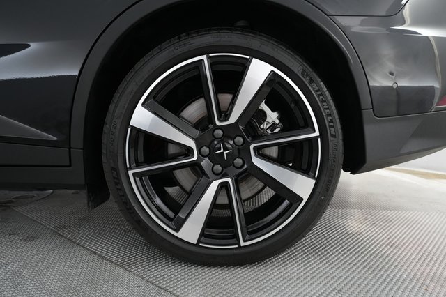 2022 Polestar 2 — photo 16 of 22