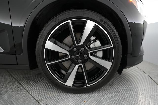 2022 Polestar 2 — photo 7 of 22