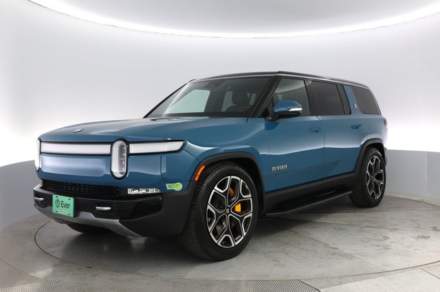 2023 Rivian R1S — VIN 7PDSGABLXPN007867