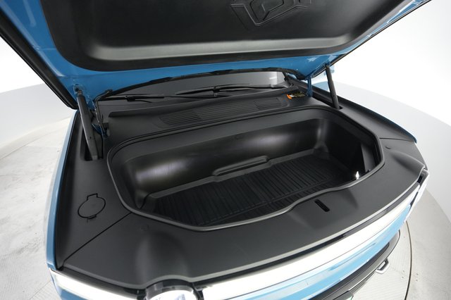 2023 Rivian R1S — photo 21 of 25