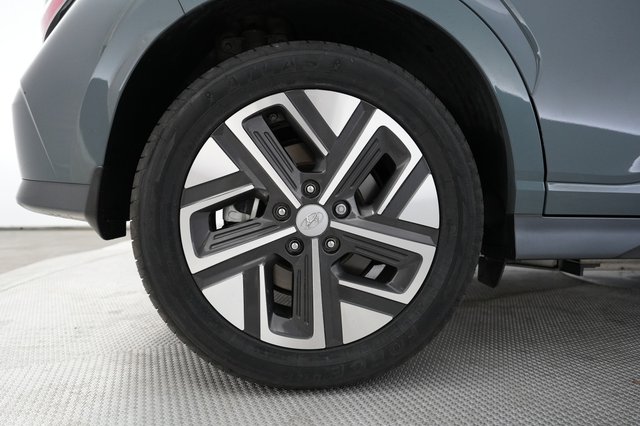 2022 Hyundai Kona — photo 17 of 21
