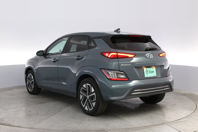 2022 Hyundai Kona — photo 13 of 21