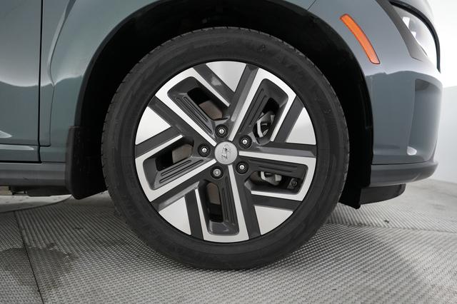 2022 Hyundai Kona — photo 7 of 21