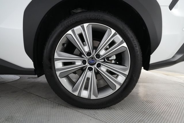 2024 Subaru Solterra — photo 15 of 21