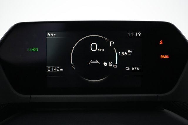 2024 Subaru Solterra — photo 5 of 21