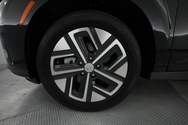 2023 Hyundai Kona — photo 15 of 25