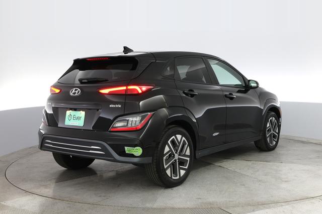 2023 Hyundai Kona — photo 2 of 25