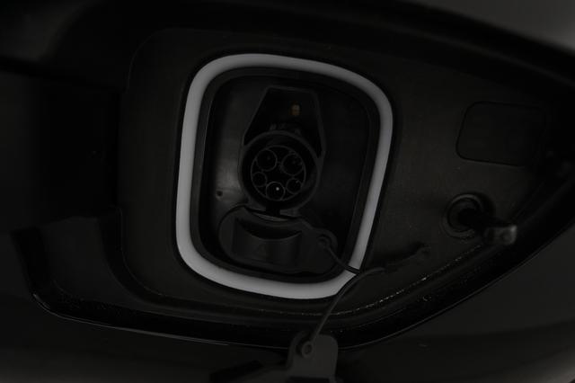 2023 Hyundai Kona — photo 8 of 25
