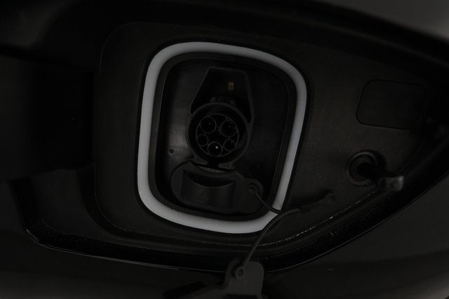 2023 Hyundai Kona — photo 8 of 25