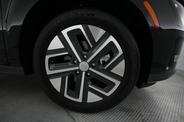 2023 Hyundai Kona — photo 17 of 25
