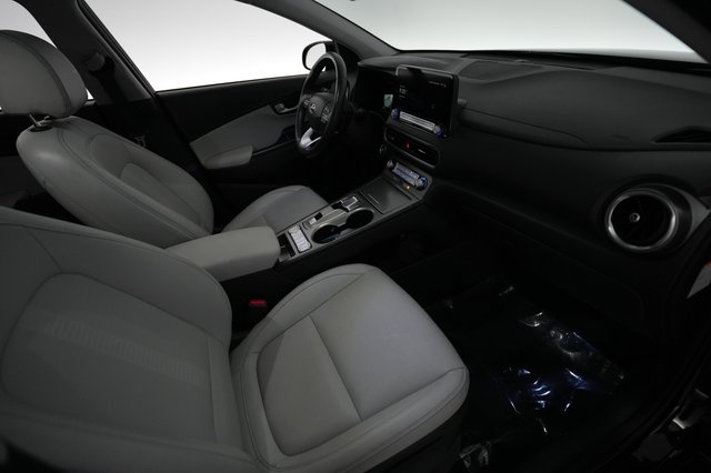 2023 Hyundai Kona — photo 19 of 25