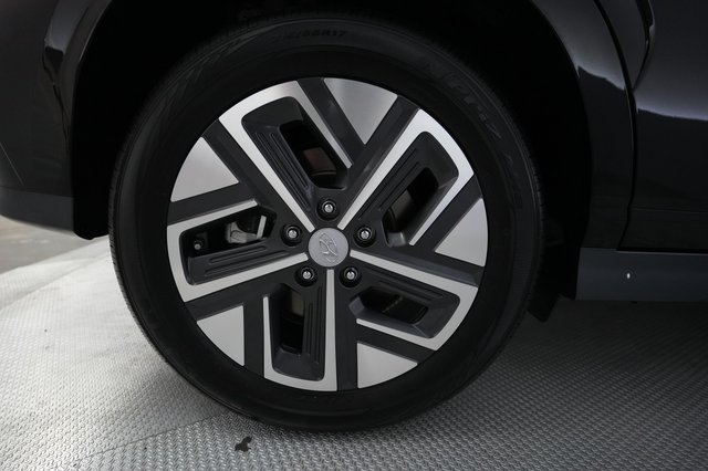 2023 Hyundai Kona — photo 7 of 25