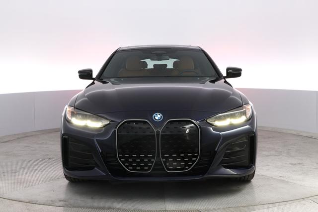 2023 BMW i4 — photo 9 of 22
