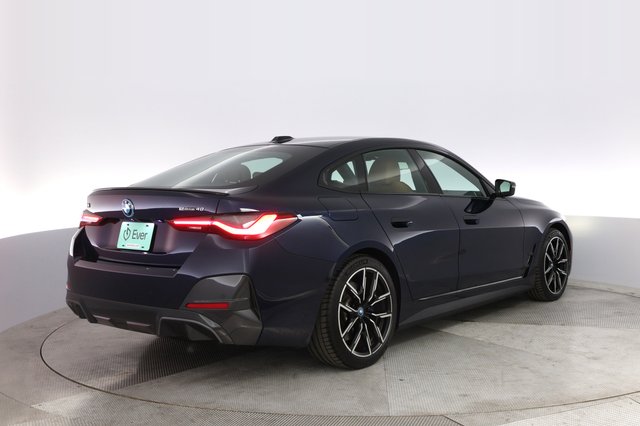 2023 BMW i4 — photo 2 of 22