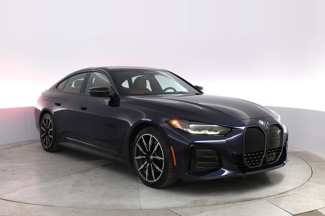 2023 BMW i4 — photo 10 of 22