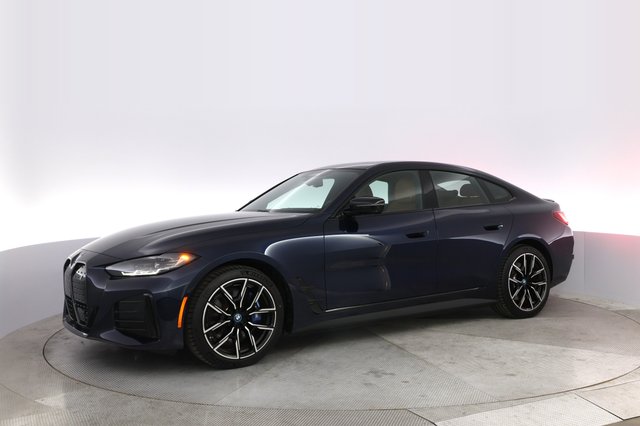 2023 BMW i4 — photo 14 of 22