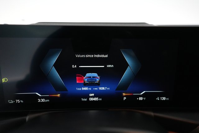 2023 BMW i4 — photo 5 of 22