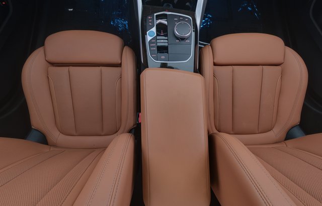 2023 BMW i4 — photo 20 of 22