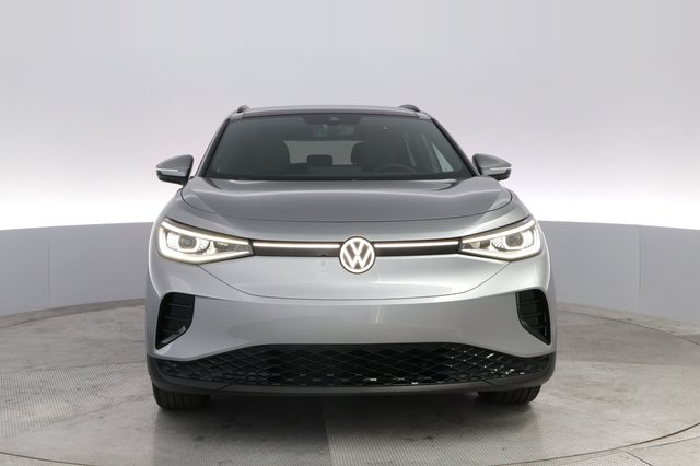 2023 Volkswagen ID.4 — photo 9 of 21