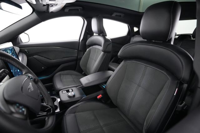 2023 Ford Mustang Mach-E — photo 3 of 22