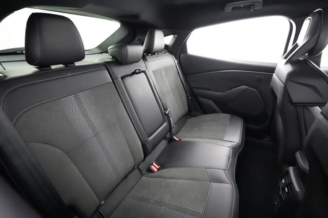 2023 Ford Mustang Mach-E — photo 4 of 22
