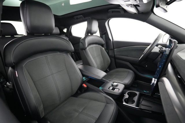 2023 Ford Mustang Mach-E — photo 18 of 22