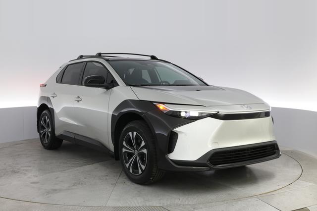2024 Toyota bZ4X — photo 10 of 21