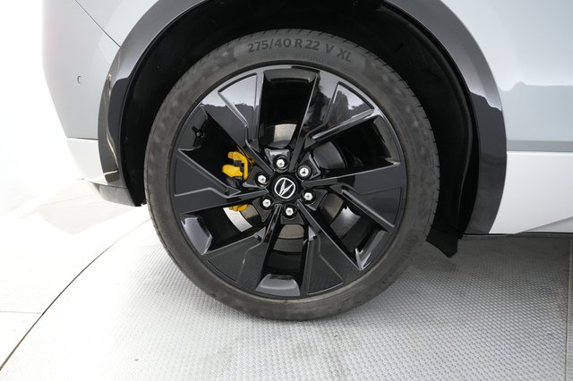 2024 Acura ZDX — photo 17 of 20