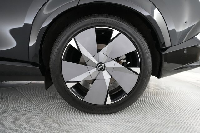 2023 Nissan Ariya — photo 16 of 22