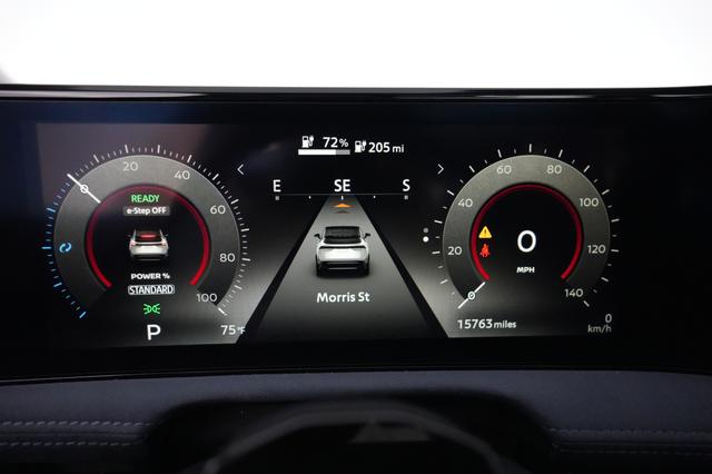 2023 Nissan Ariya — photo 5 of 22