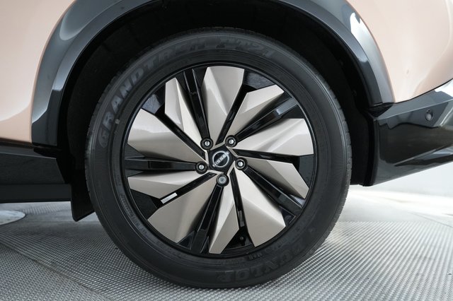 2023 Nissan Ariya — photo 15 of 21