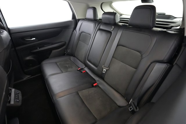 2023 Nissan Ariya — photo 19 of 21