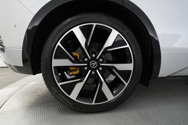 2024 Acura ZDX — photo 7 of 21