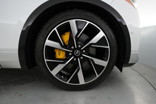 2024 Acura ZDX — photo 17 of 21