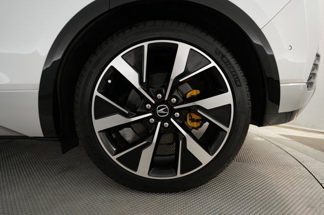 2024 Acura ZDX — photo 15 of 21