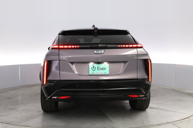 2024 Cadillac Lyriq — photo 12 of 21