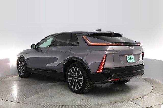 2024 Cadillac Lyriq — photo 13 of 21