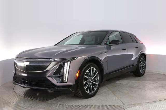2024 Cadillac Lyriq — VIN 1GYKPTRL1RZ130570