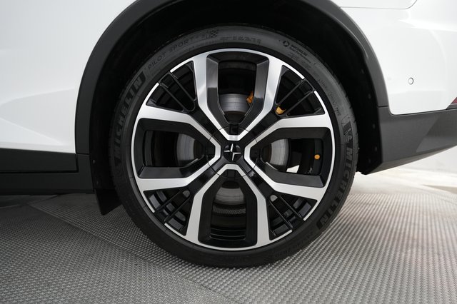 2022 Polestar 2 — photo 16 of 23