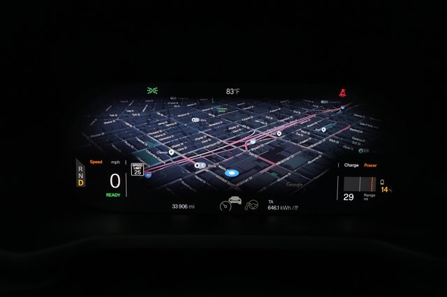 2022 Polestar 2 — photo 5 of 23
