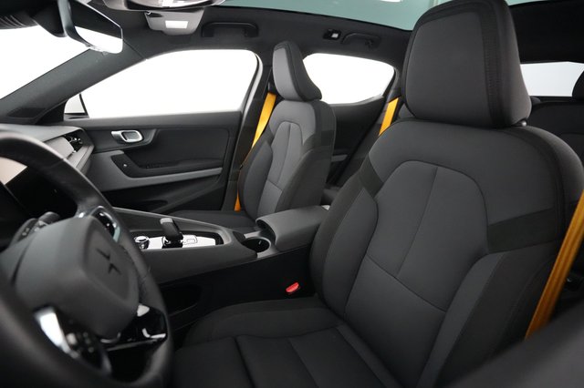 2022 Polestar 2 — photo 3 of 23