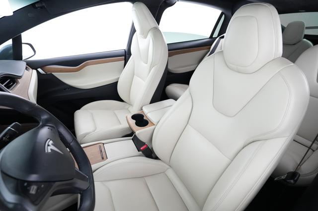 2021 Tesla Model X — photo 3 of 22