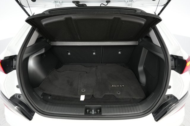 2022 Hyundai Kona — photo 6 of 25