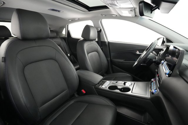 2022 Hyundai Kona — photo 18 of 25
