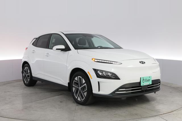 2022 Hyundai Kona — photo 10 of 25